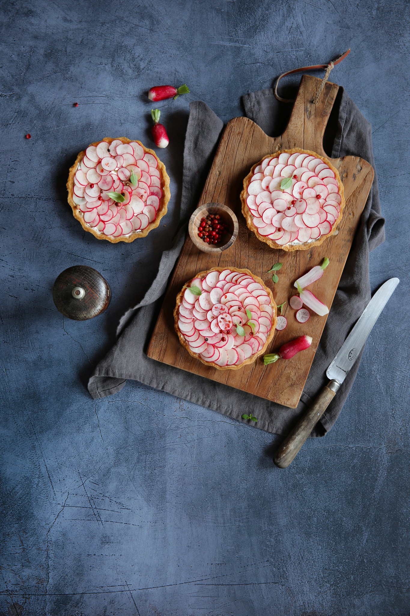 Tartelette aux radis et fromage frais