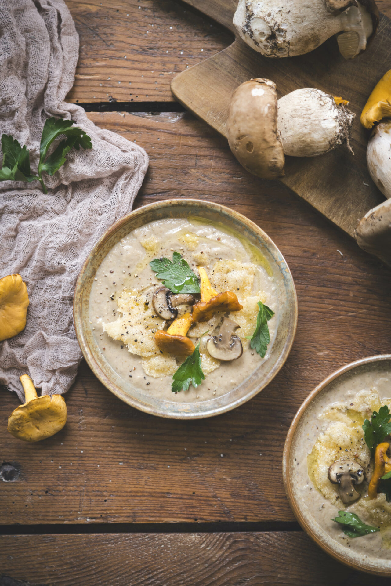 velouté de champignons crackersde parmesan